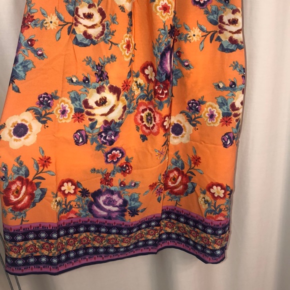 Mini dress - Picture 2 of 2